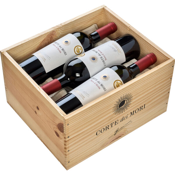 Cantine Minini Corte dei Mori Nero D'Avola, Terre Siciliane IGP, 6 Fl. in Holzkiste, Sizilien, 2021, Rotwein